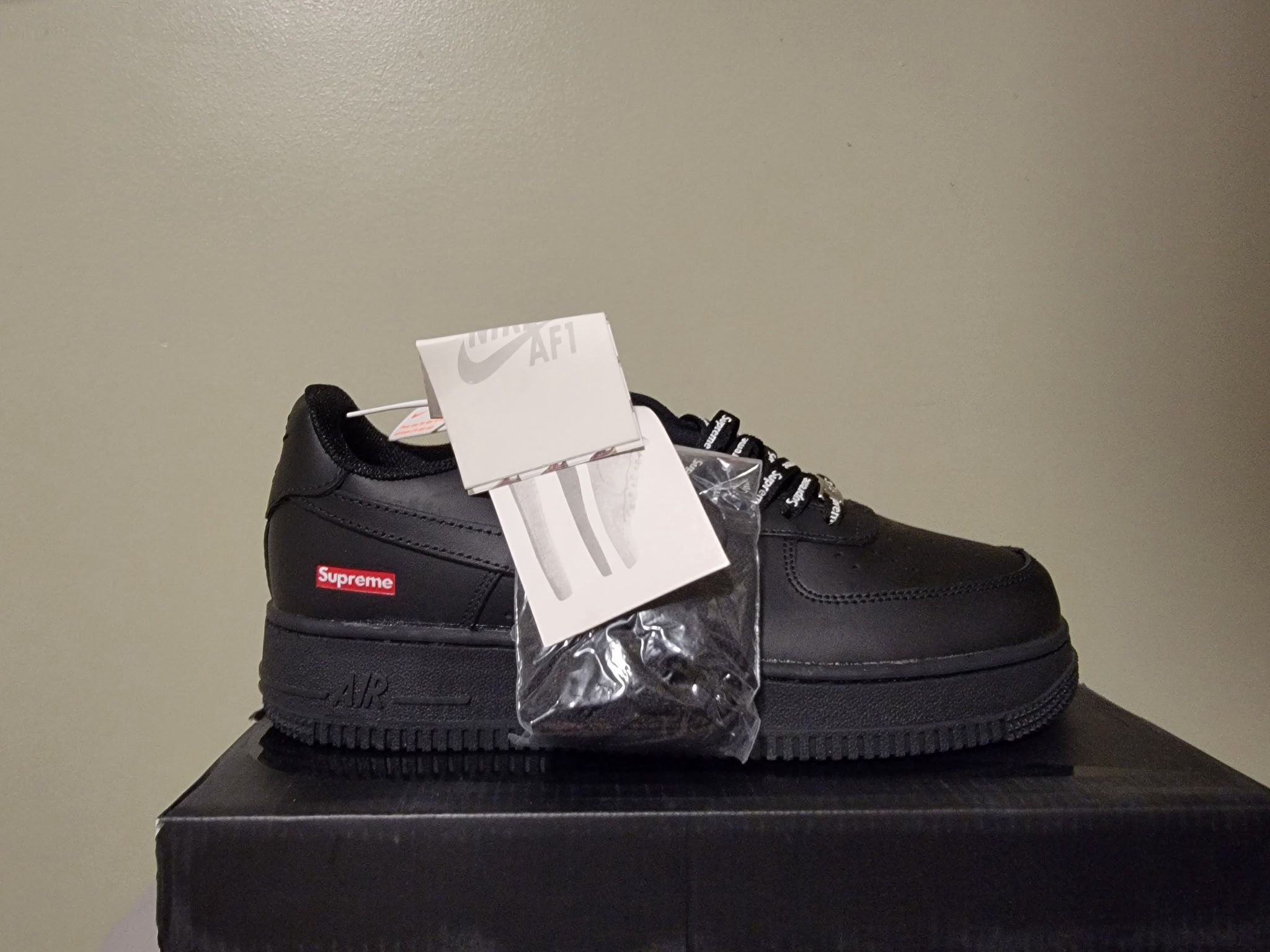 AF1 Supremes