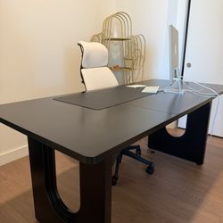 Modern Desk