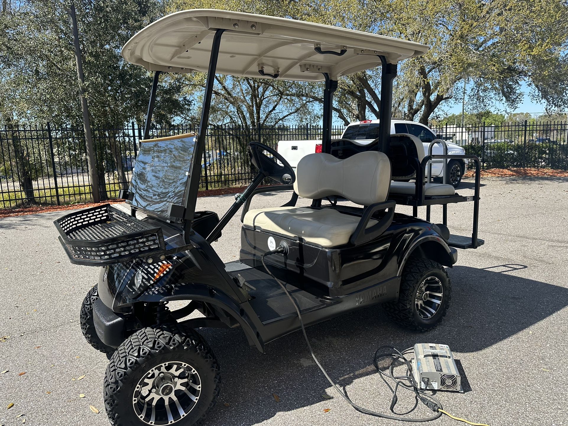 Golf Cart Lifted 2016 Yamaha G29 48 Volt Golfcart, All New Batteries, Custom, Clean, Delivery Available