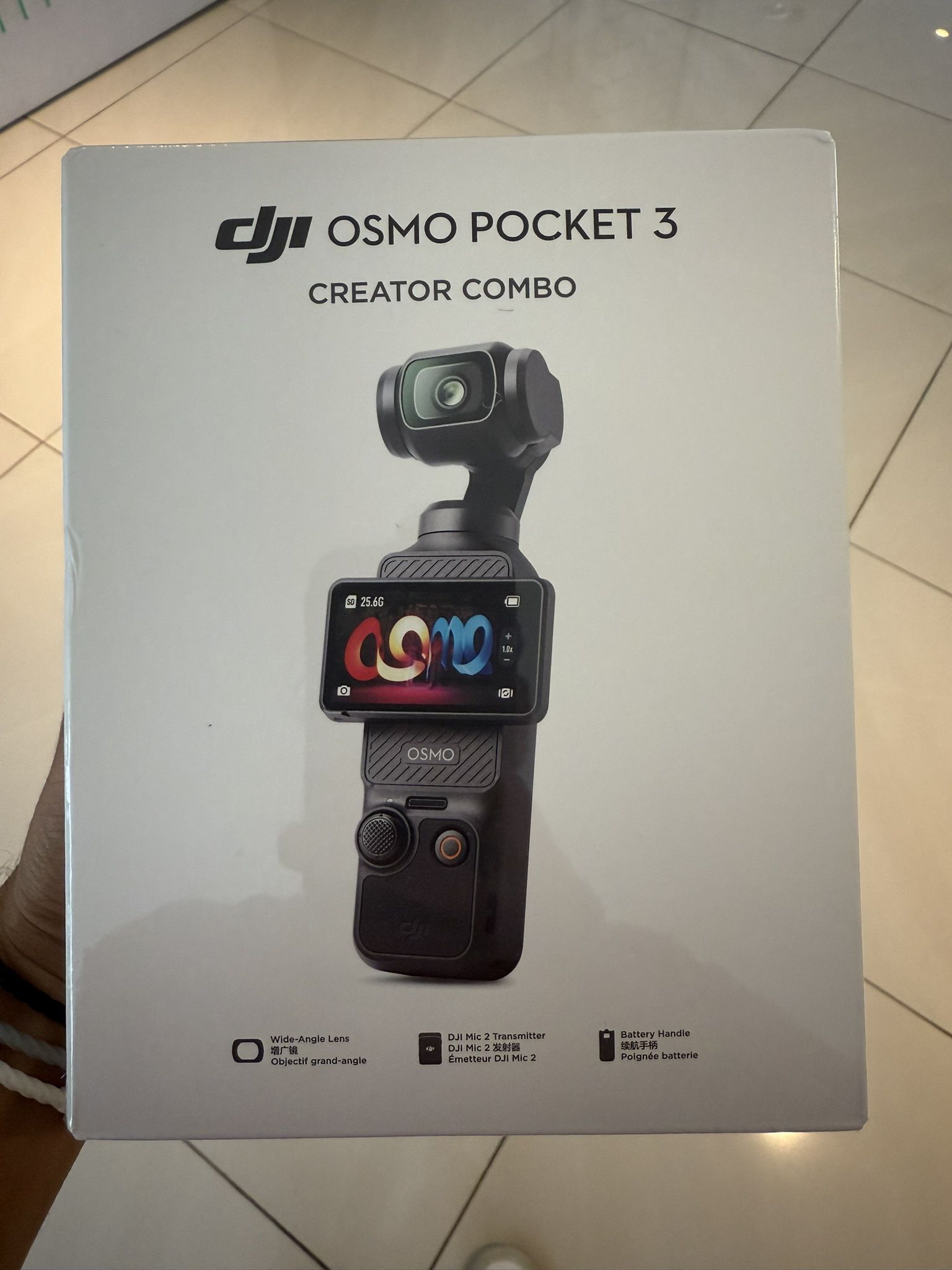 DJI Osmo Pocket 3 (Creator Combo Bundle)