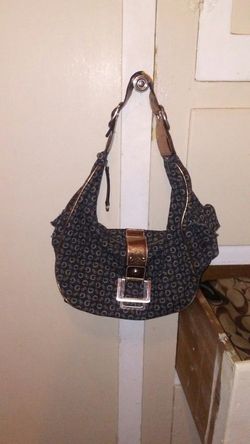 Guess purse