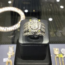 10k Gold With 2.00ct Diamond Ladies Ring On Special!!!!
