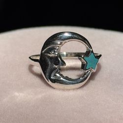 Moon With blue star 925 Sterling silver ring 💍  Size 7
