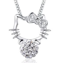 Hello Kitty Crystal Pendant And Silver Necklace