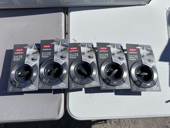 OXO Sink Stopper: Stainless Steel & Silicone Kitchen Drain Plug, 4.5" Diameter