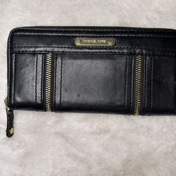 Michael Kors Moxley Wallet
