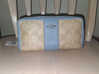 Coach Signature Accordion Zip Wallet