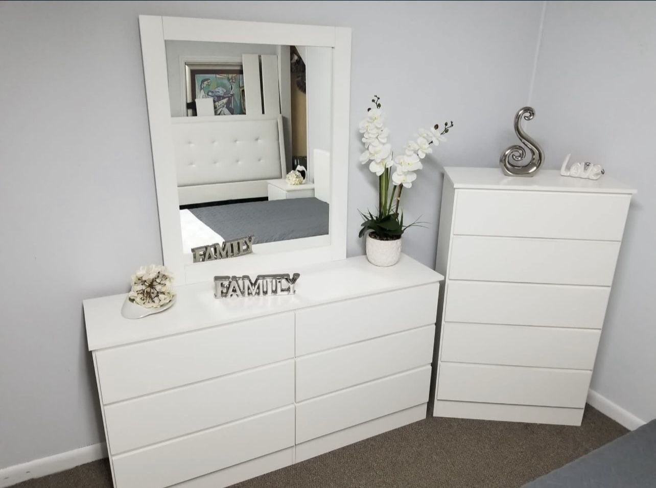 Dresser Whit Mirror And Chest Cómoda Con Espejo Y Gavetero