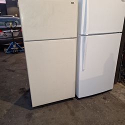 MEDIUM SIZE REFRIGERATOR (DELIVERED)