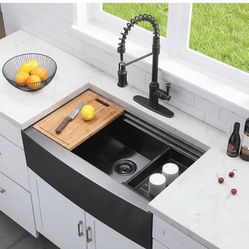  33 inch Black Farmhouse kitchen Sink, Stainless Steel Black 09B $200