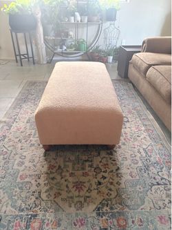 Ottoman 48x24 light Beige