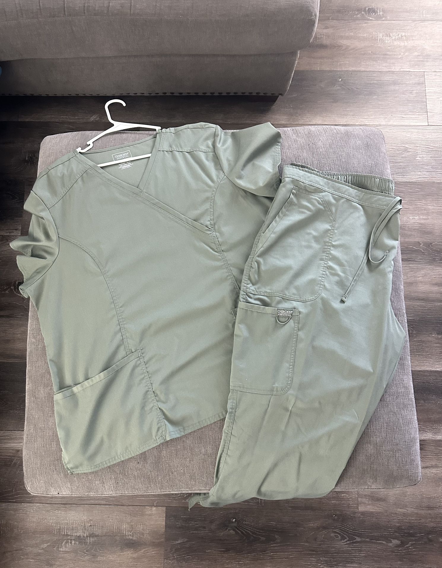 Cherokee Workwear Scrubs