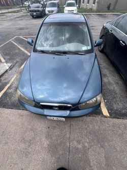 Hyundai ELANTRA Hyundai ELANTRA