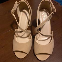 High Heels Size 7.5