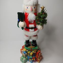 Vintage Santa Claus Nutcracker Wooden Christmas Figurine Red Suit 19” Holiday