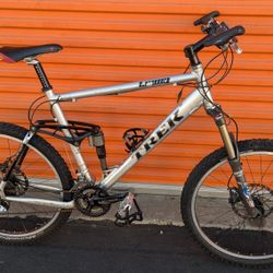 Trek Mountain Bike 
