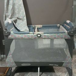 GRACO PLAYPEN FOR SALE