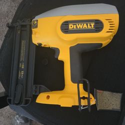Dewalt Nail Gun 