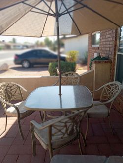 Hampton Bay patio set