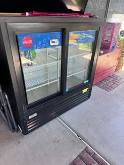 Commercial Double Sliding Glass Door Cooler