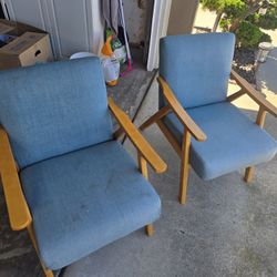 Free Chairs