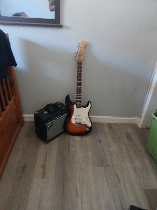 Squire By Fender 