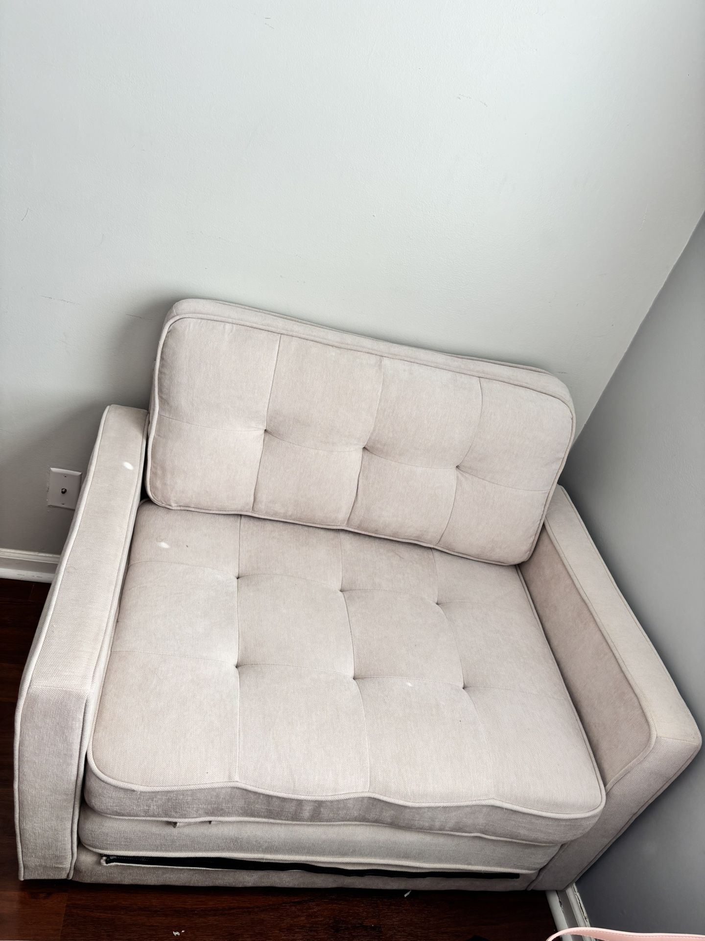 Couch (beige)