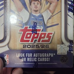 Topps NBA Mega Box 2025-2026 
