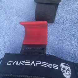 Gym Reaper Heavy Duty LIFTING HOOKS ( Iron )… Top Of The Line For Beasts !! 💪🏼💪🏼💯 Never Lose Your Grip Again !! 