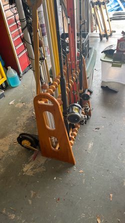 Wooden rod rack by black tip