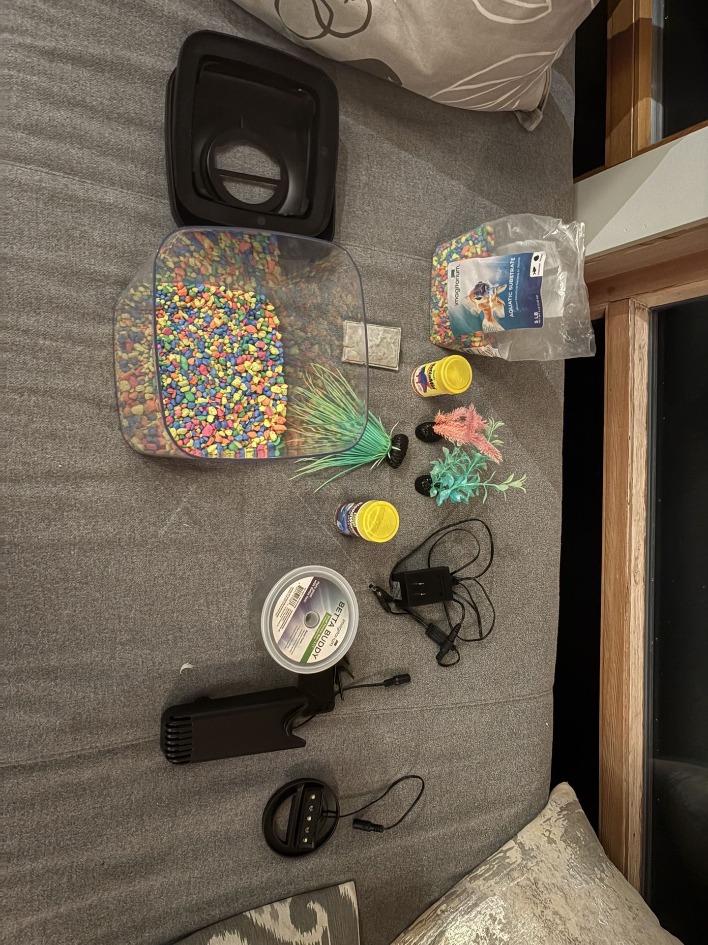 Fish tank 1.8 gallons and supplies