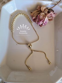 Sterling Silver 925 Bracelet with 18k Gold Plated.