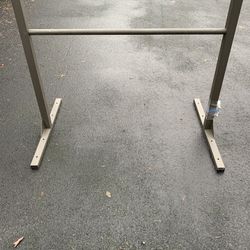 Pull Up Bar
