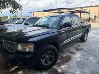 2008 dodge Dakota v8 4 wd
