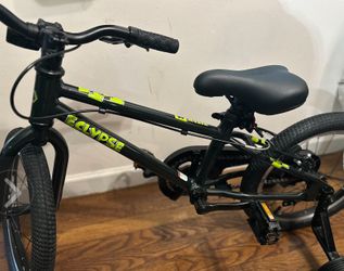 BRAND NEW KIDS BIKE