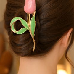 Tulip Hair Clip | Pink Flower Claw with Green Leaves | Boho Nature-Inspired Hair Accessory