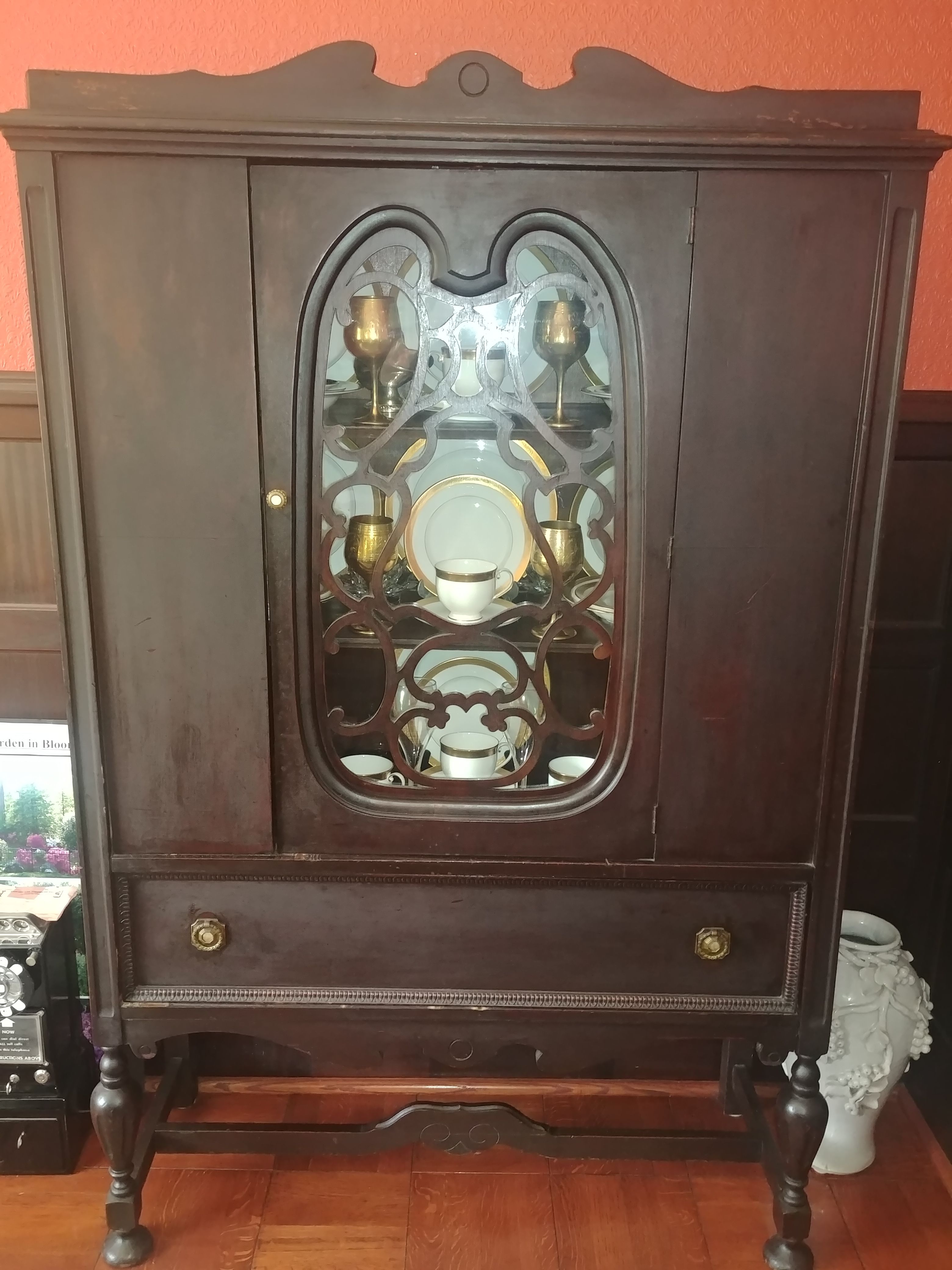 China Cabinet - Gorgeous 1930's