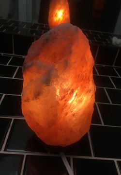 Himalayan salt lamp
