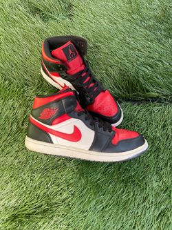 Air Jordan 1 mids