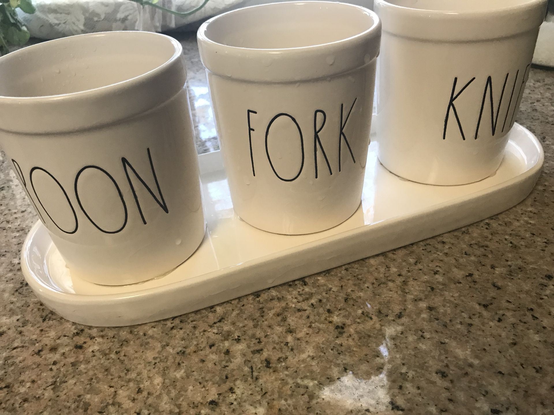 Rae Dunn Spoon/Fork/knife holder for Sale in Highland, CA OfferUp