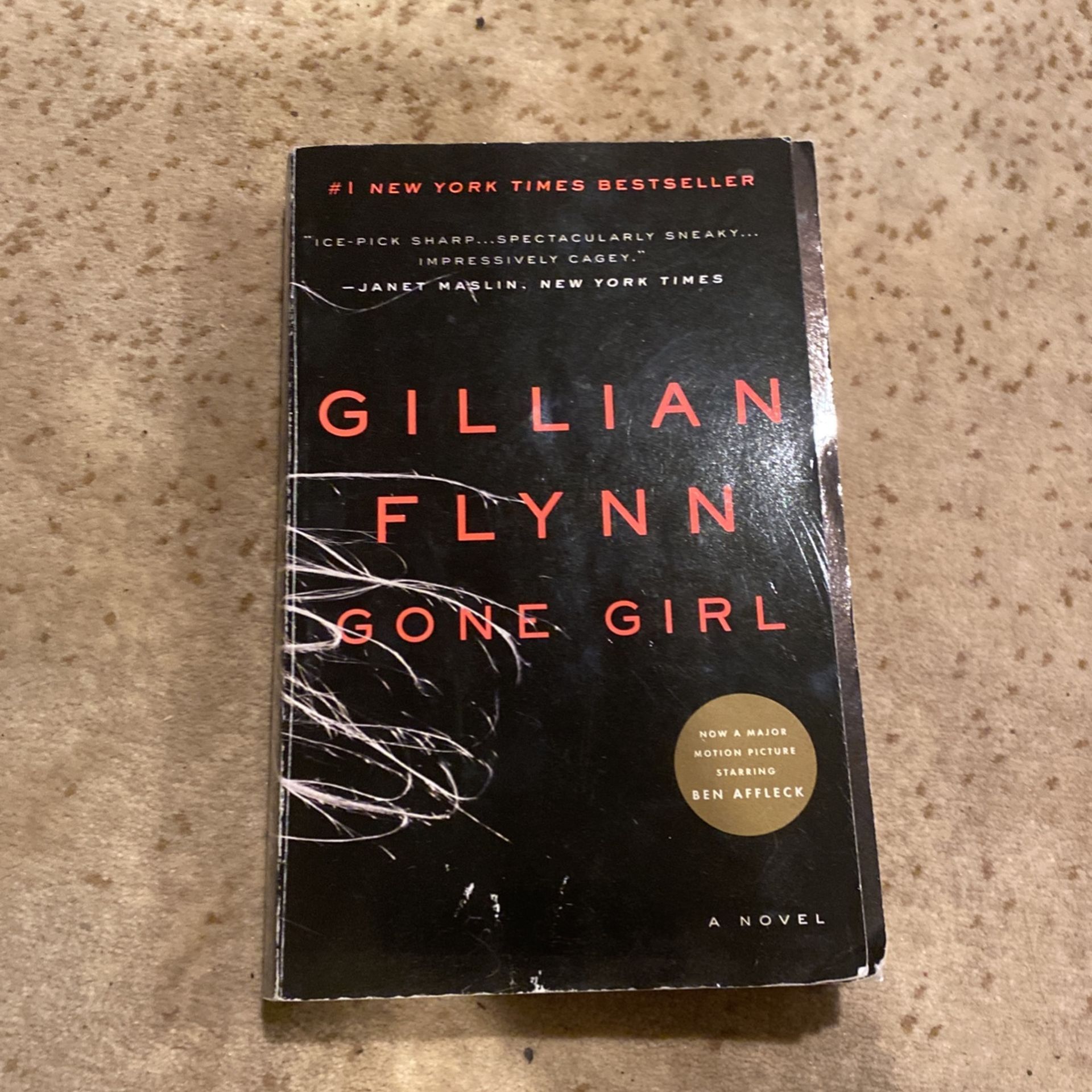 Book: Gone girl By Gillian Flynn
