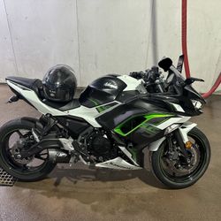 2022 Kawasaki Ninja 650