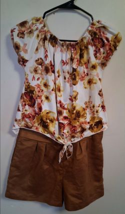 Floral Top and Brown Shorts Set