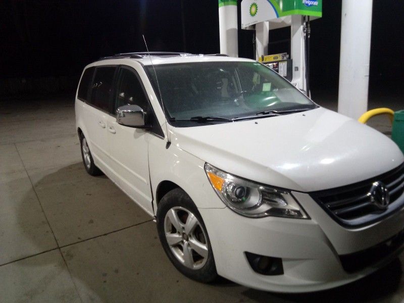 2010 Volkswagen Routan