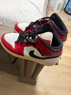 Air Jordan 1 Mid Chicago Colorway Sneakers