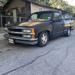 Chevy 1998 Single Cab Short Bed 