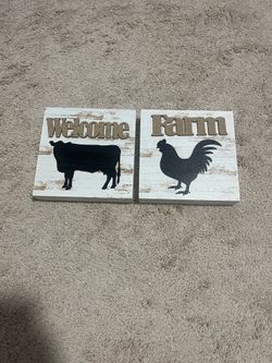 A Pair of Wood Decor