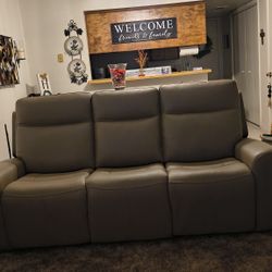 Sofa   86 In  Top Grain Leather Flexsteel
