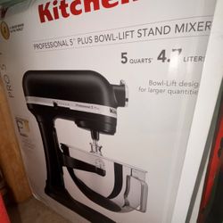 Kitchen Aid Mixer 