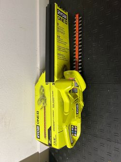 RYOBI ONE+ 18V 18 in. Cordless Battery Hedge Trimmer (Tool Only)